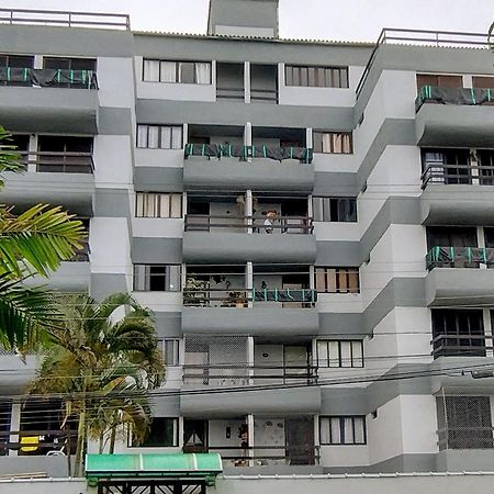 Moderno E Confortavel Apto Prainha 까라과따뚜바 외부 사진